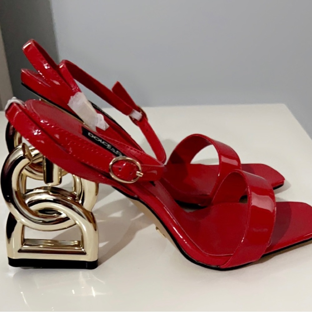 ❤️NEW❤️Dolce & Gabbana Patent Leather Sandals With 3.5 Heel Red And Gold- EU 39